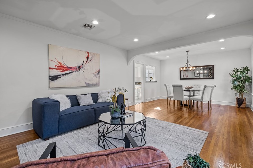 1551 Wellesley Ave, Los Angeles CA  90025-3629 exterior