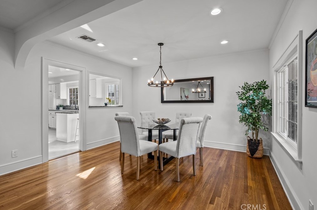 1551 Wellesley Ave, Los Angeles CA  90025-3629 exterior