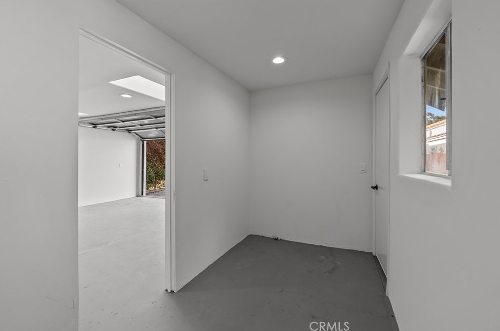 1551 Wellesley Ave, Los Angeles CA  90025-3629 exterior