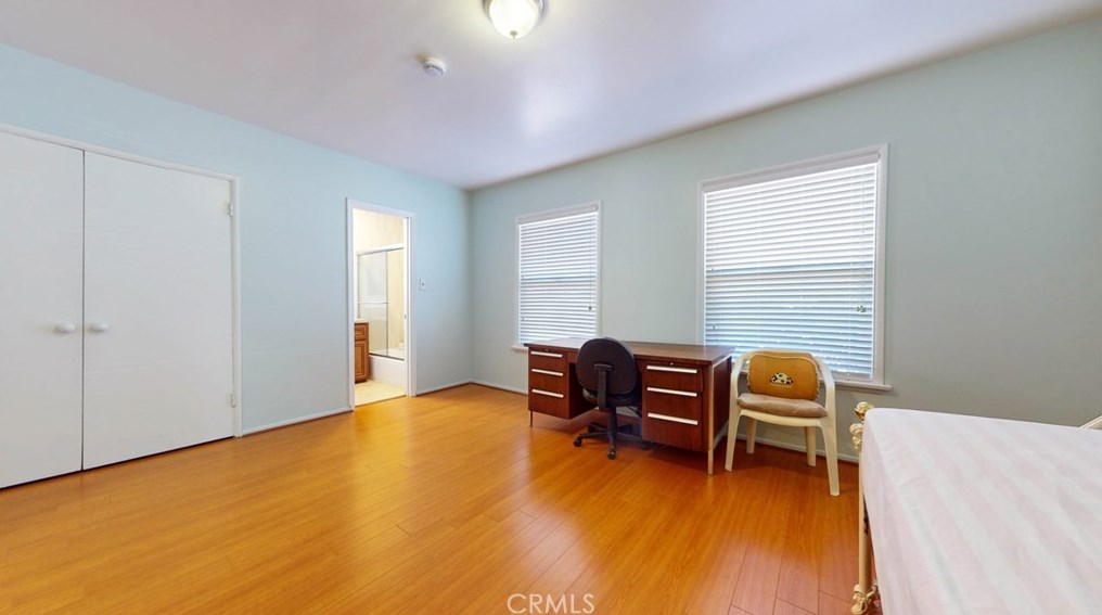 2230 Chevy Chase Dr, Glendale CA  91206-1807 exterior