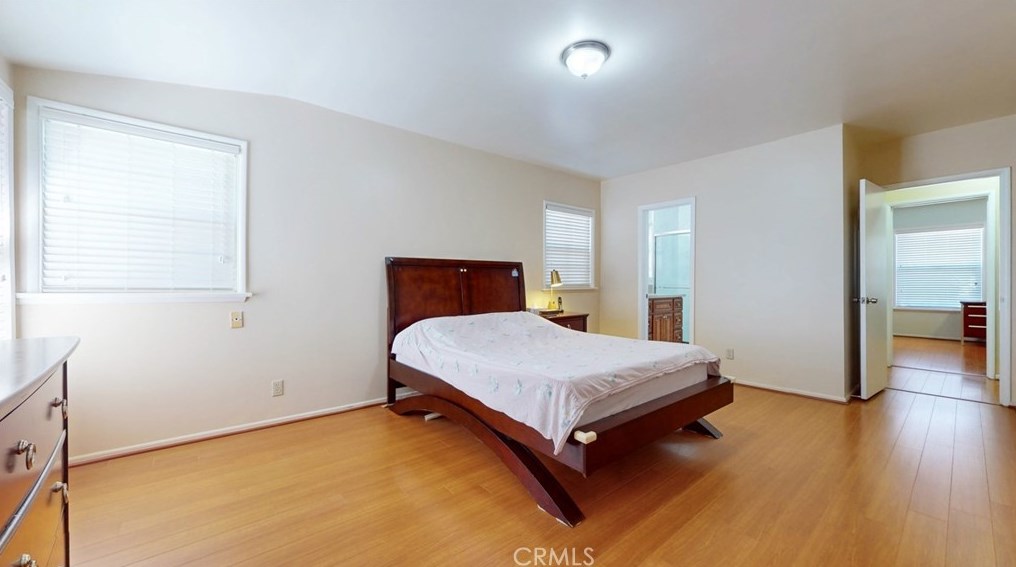 2230 Chevy Chase Dr, Glendale CA  91206-1807 exterior
