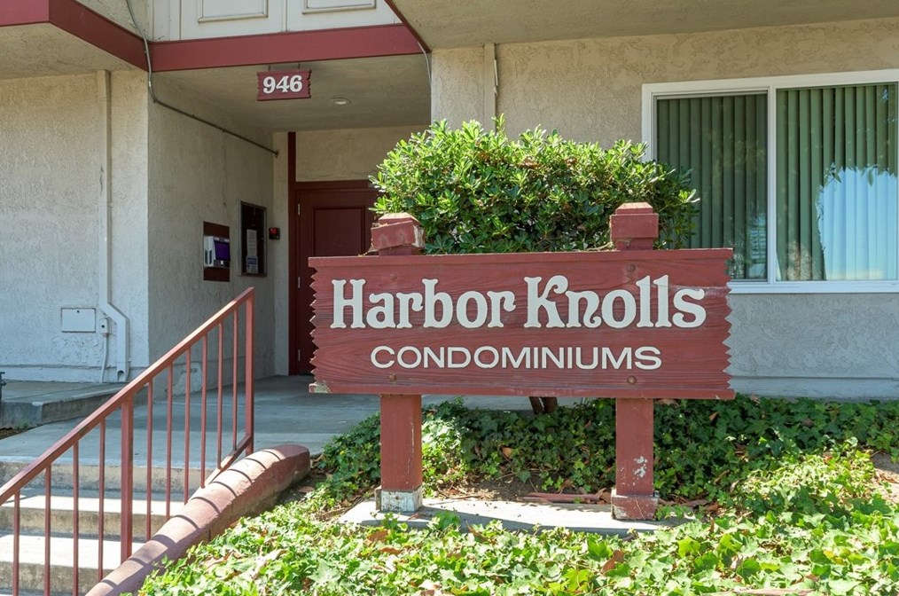 946 W 220th St #216, Torrance, CA 90502