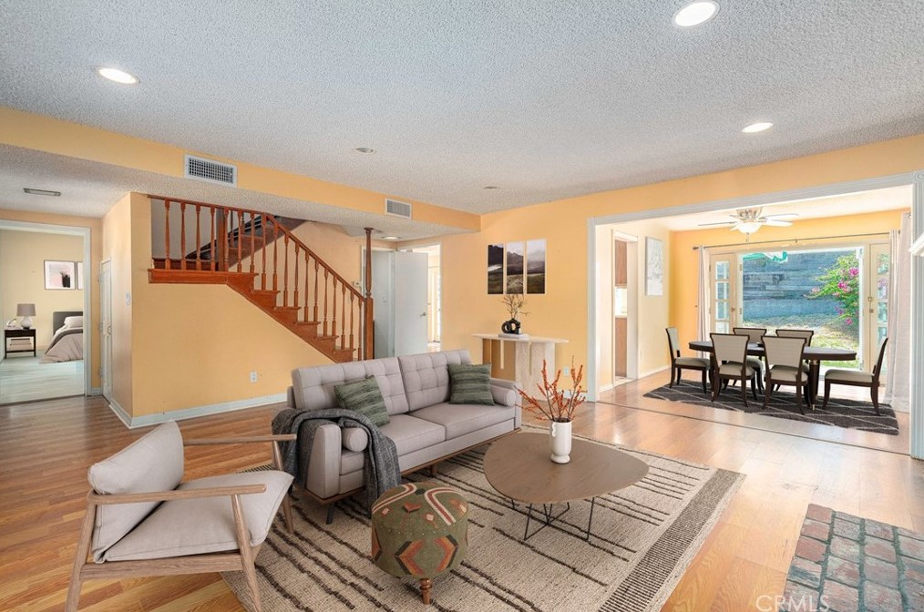 12119 Bambi Pl, San Fernando, CA 91344