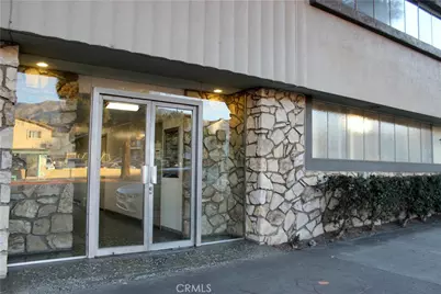 303 S Glenoaks Boulevard, Burbank, CA 91502 - Photo 2