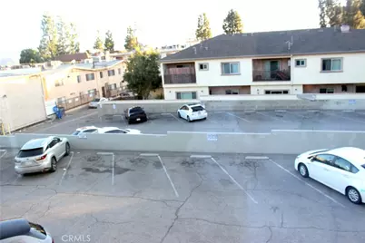 303 S Glenoaks Boulevard, Burbank, CA 91502 - Photo 14