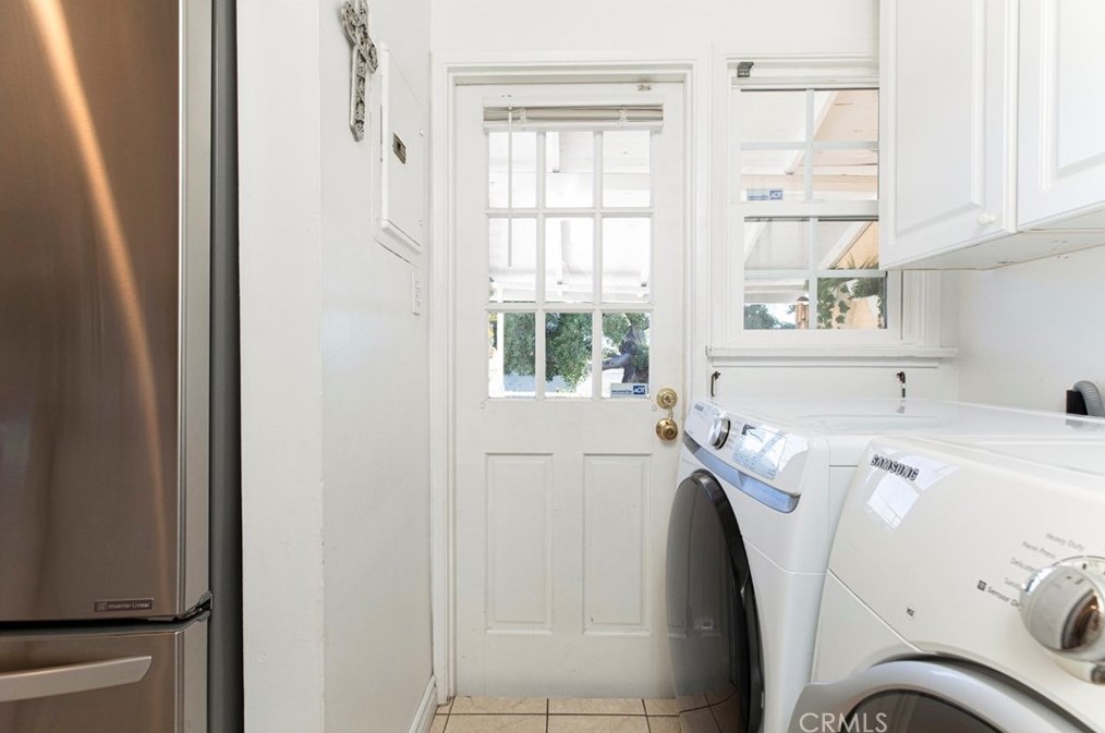 812 Doran St, Glendale CA  91203-0015 exterior