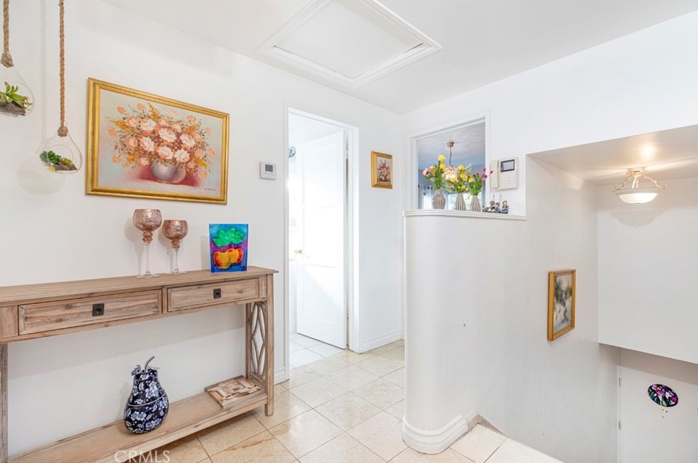 812 Doran St, Glendale CA  91203-0015 exterior