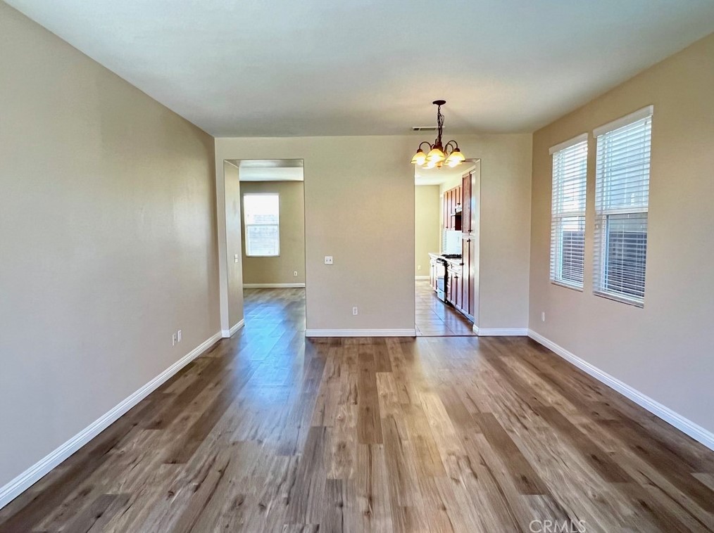8750 Westwood Ave, Hesperia, CA 92344
