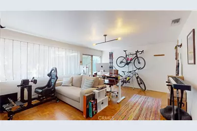 2049 Argyle Avenue, Los Angeles, CA 90068 - Photo 10