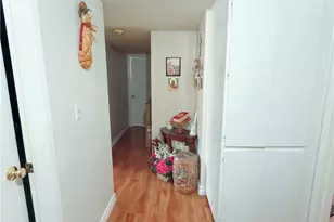 10415 McVine Ave, Sunland, CA 91040 - Photo 14