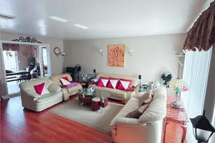 10415 McVine Ave, Sunland, CA 91040 - Photo 6