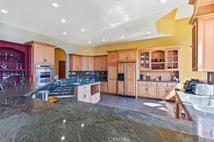 24500 Heather Ct, Tehachapi, CA 93561 - Photo 22
