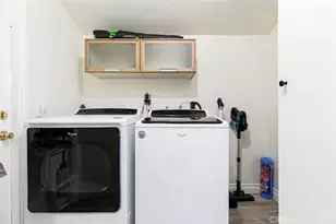 8673 Herrick Ave, Los Angeles, CA 91352 - Photo 28