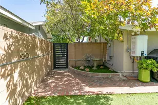 8673 Herrick Ave, Los Angeles, CA 91352 - Photo 36