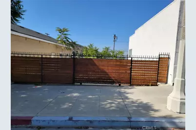 9939 Commerce Avenue, Tujunga, CA 91042 - Photo 6