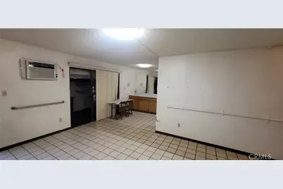 14805 Chase Street #105, Panorama City, CA 91402 - Photo 4