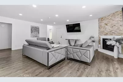 8801 Cedros Avenue #7, Panorama City, CA 91402 - Photo 4