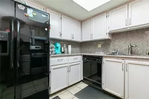 116 W Maple St, Glendale, CA 91204 - Photo 6