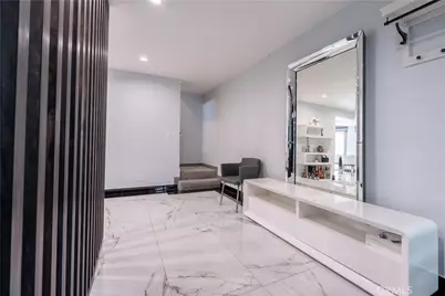 4405 Ventura Canyon Avenue, Sherman Oaks, CA 91423 - Photo 4
