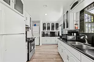 12616 Terra Bella St, Pacoima, CA 91331 - Photo 16