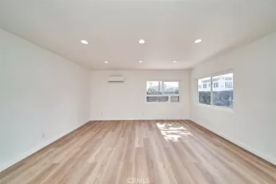 1103 S Hobart Boulevard, Los Angeles, CA 90006 - Photo 22