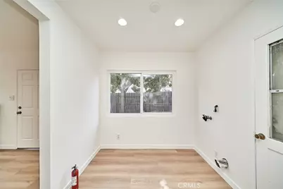 1103 S Hobart Boulevard, Los Angeles, CA 90006 - Photo 8
