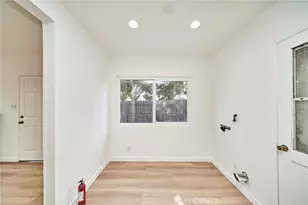 1103 S Hobart Blvd, Los Angeles, CA 90006 - Photo 8