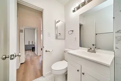 1103 S Hobart Boulevard, Los Angeles, CA 90006 - Photo 42