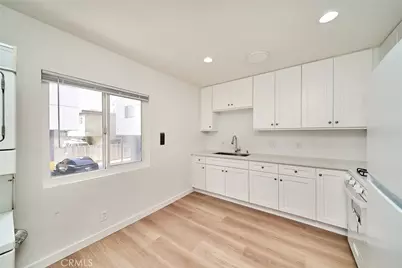 1103 S Hobart Boulevard, Los Angeles, CA 90006 - Photo 34