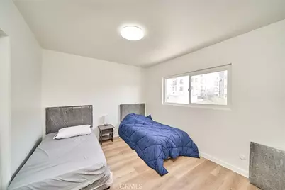 1103 S Hobart Boulevard, Los Angeles, CA 90006 - Photo 38