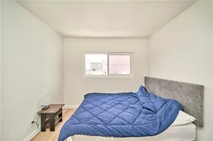 1103 S Hobart Blvd, Los Angeles, CA 90006 - Photo 44