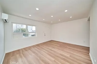 1103 S Hobart Boulevard, Los Angeles, CA 90006 - Photo 32