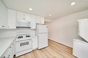 1103 S Hobart Blvd, Los Angeles, CA 90006 - Photo 36