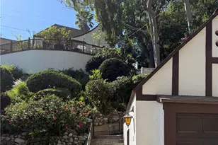 641 Canyon Dr, Glendale, CA 91206 - Photo 24