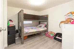 285 W 9th St, San Pedro, CA 90731 - Photo 20