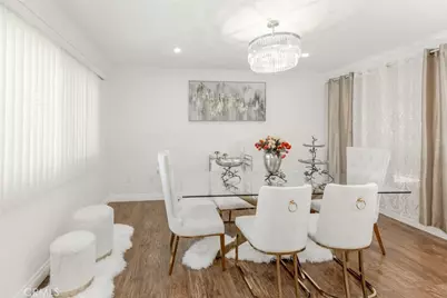 11801 Thunderbird Avenue, Porter Ranch, CA 91326 - Photo 10