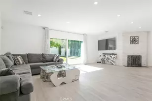 6709 Mammoth Ave, Los Angeles, CA 91405 - Photo 2