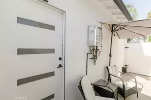 6709 Mammoth Ave, Los Angeles, CA 91405 - Photo 32