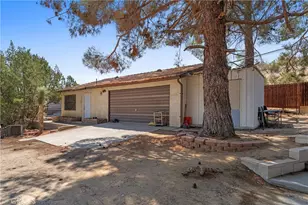 32451 Valyermo Rd, Pearblossom, CA 93553 - Photo 4