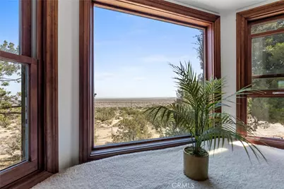 32451 Valyermo Road, Pearblossom, CA 93553 - Photo 12