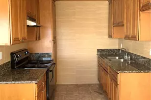 10136 Silverton Ave, Tujunga, CA 91042 - Photo 10