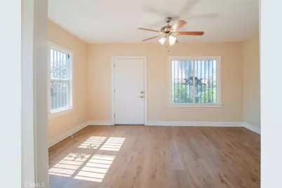 1805 W 35th Street, Los Angeles, CA 90018 - Photo 8