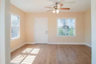 1805 W 35th St, Los Angeles, CA 90018 - Photo 8