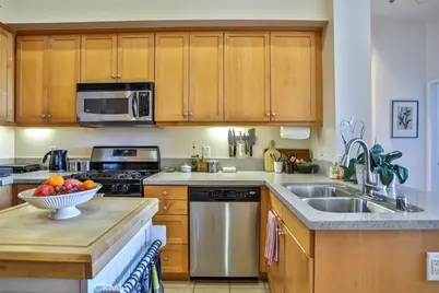 150 S San Fernando Boulevard #401, Burbank, CA 91502 - Photo 16