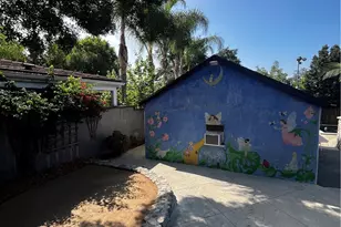 2430 Orange Ave, La Crescenta, CA 91214 - Photo 40