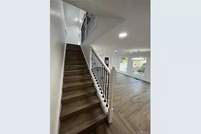 2430 Orange Avenue, La Crescenta, CA 91214 - Photo 18