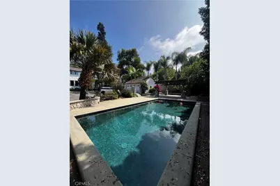 2430 Orange Avenue, La Crescenta, CA 91214 - Photo 44