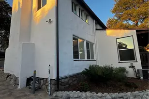 2430 Orange Ave, La Crescenta, CA 91214 - Photo 14