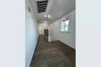 2430 Orange Avenue, La Crescenta, CA 91214 - Photo 22