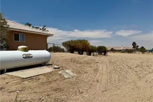 5330 Goss Rd, Phelan, CA 92371 - Photo 38